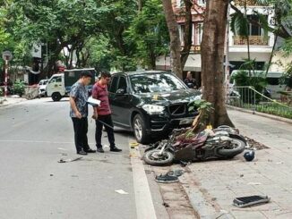 Vụ t:ai n:ạn giao thông ở Hà Nội, cô gái 18 tuổi bị đ:ứ-t r:ờ-i chân phải: Nhân chứng tiết lộ khoảnh khắc đ:au l:òng tại hiện trường