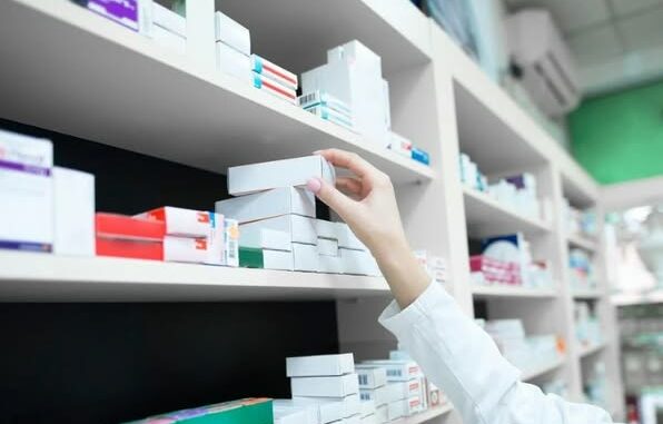 Phát hiện 7 loại thuốc giả trong một nhà thuốc ở Hà Nội Phát hiện 7 loại thuốc giả trong một nhà thuốc ở Hà Nội