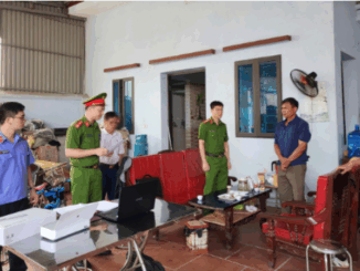 B::ắt một cựu chủ tịch xã