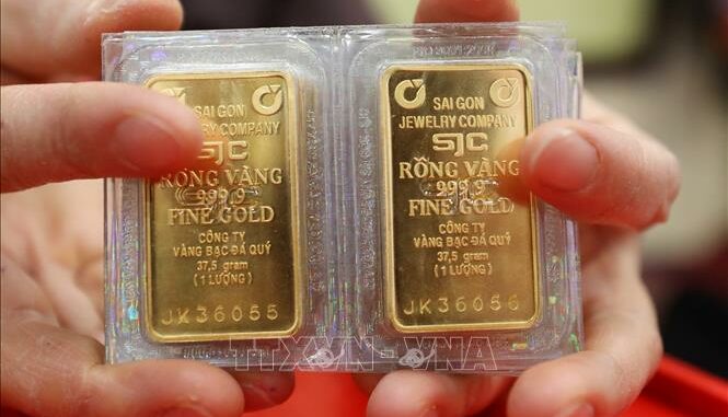 Giá vàng ngay lúc này sau khi Bảo Tín Minh Châu và SJC bị ph:.ạt: Trời ơi không thể tin nổi Giá vàng ngay lúc này sau khi Bảo Tín Minh Châu và SJC bị ph:.ạt: Trời ơi không thể tin nổi