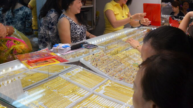 Giá vàng hôm nay, 29-5: L:ao d:ốc mạnh Giá vàng hôm nay, 29-5: L:ao d:ốc mạnh