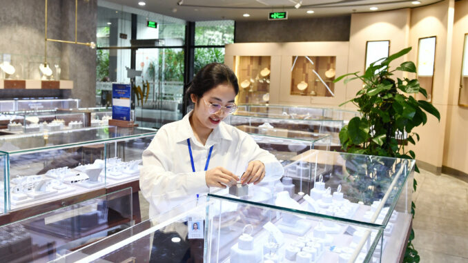 Thanh tra Ngân hàng Nhà nước: Công ty PNJ có dấu hiệu vi phạm pháp luật hình sự, thị trường vàng biến động thế nào? Thanh tra Ngân hàng Nhà nước: Công ty PNJ có dấu hiệu vi phạm pháp luật hình sự, thị trường vàng biến động thế nào?