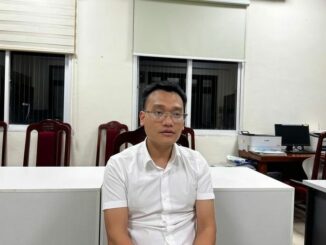 Bắt một phó chủ tịch UBND thị trấn