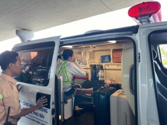 60 giây k;inh hoàng ghi lại khoảnh khắc máy bay Vietnam Airlines buộc phải hạ cánh k;hấn cấp chiều ngày 16/6: Chuyện qu;ái q;ủy gì vậy?