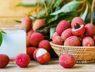 Bí quyết ăn vải thả ga không bị nóng, không mọc mụn