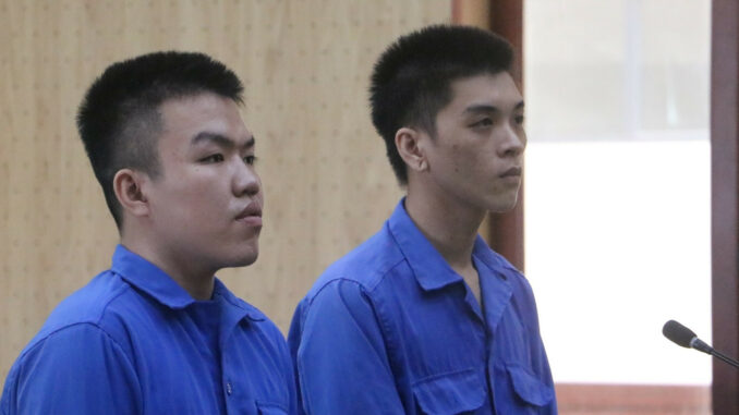 Xét xử kẻ sát hại cô gái, bỏ vào vali phi tang trên núi ở Vũng Tàu Xét xử kẻ sát hại cô gái, bỏ vào vali phi tang trên núi ở Vũng Tàu