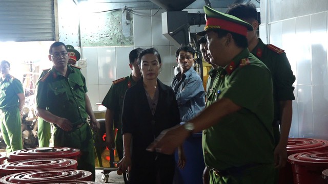 Cơ sở bán hơn 17 tấn cà phê giả từng quảng bá sản phẩm là ‘mộc nguyên chất’, nổi tiếng thế nào ở Phú Yên? Cơ sở bán hơn 17 tấn cà phê giả từng quảng bá sản phẩm là ‘mộc nguyên chất’, nổi tiếng thế nào ở Phú Yên?