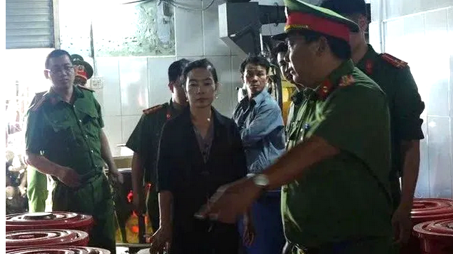 Khởi tố chủ doanh nghiệp bán hơn 17 tấn cafe kém chất lượng ra thị trường ở Phú Yên Khởi tố chủ doanh nghiệp bán hơn 17 tấn cafe kém chất lượng ra thị trường ở Phú Yên