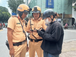 Chú ý: Từ nay nếu xe máy thiếu bộ phận này sẽ bị ph:ạt tới 3 triệu đồng, ai cũng cần nắm rõ