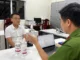 Phó chủ tịch thị trấn ở Hà Nội bị b:ắ-t vì sản xuất cồn g:i:ả