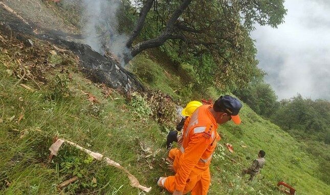 KHÔNG THỂ TIN ĐƯỢC: Ấn Độ lại rơi trực thăng, không một ai sống sót