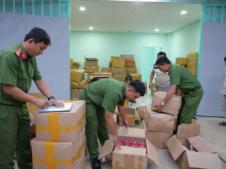 Chấn động đường dây 12 tấn kem trộn dùng bột hóa chất: Bán sỉ theo cân, đã “chốt” hơn 100.000 đơn hàng