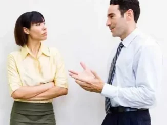 Đàn ông liên lạc với bạn vào 4 thời điểm này thực chất không yêu mà chỉ lợi dụng bạn