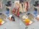 Clip thót tim: Mẹ bỉm đang bế con nhỏ thì bị trượt chân ngã bởi 1 thứ mà hầu như nhà nào cũng có