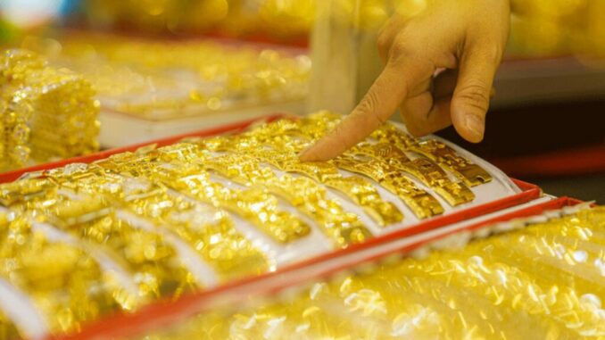 Cập nhật giá vàng sáng 7.6: Đột ngột giảm mạnh Cập nhật giá vàng sáng 7.6: Đột ngột giảm mạnh