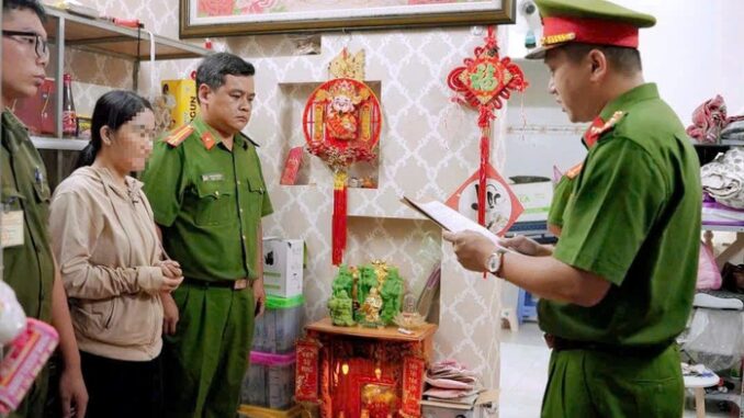Bắt tạm giam người phụ nữ bán hàng online doanh thu hàng chục tỉ đồng