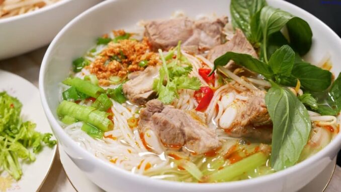 Người bị 6 bệnh sau đây tuyệt đối không nên ăn bún