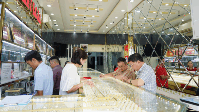 Xử ph:ạt 03 cơ sở kinh doanh vàng không đủ hàm lượng Xử ph:ạt 03 cơ sở kinh doanh vàng không đủ hàm lượng
