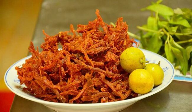 R;ợn tóc gáy với cơ sở làm thịt bò khô b;ẩn chưa từng thấy: R;uồi nhặng bu đầy, người bán còn chẳng dám ăn