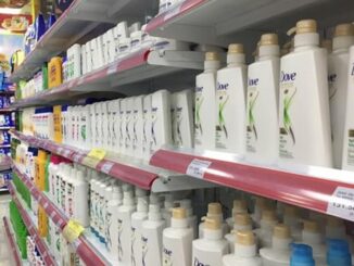 Thêm danh sách 54 mỹ phẩm thu hồi phiếu công bố sản phẩm: Là son môi, phấn mắt, nước tẩy trang… nhập khẩu