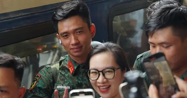 Fanpage Thông tin Chính Phủ đăng tải thông điệp liên quan Thượng úy Lê Hoàng Hiệp: Quân nhân không phải là ngôi sao giải trí! Fanpage Thông tin Chính Phủ đăng tải thông điệp liên quan Thượng úy Lê Hoàng Hiệp: Quân nhân không phải là ngôi sao giải trí!