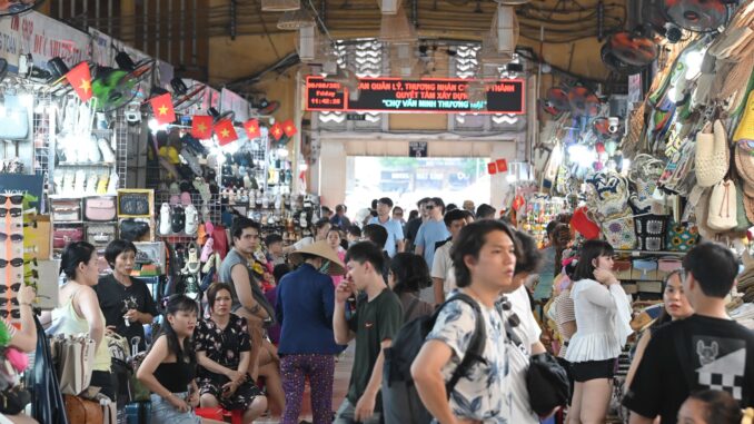 B;uồn chưa từng thấy: Saigon Square, chợ Bến Thành, Tân Định, An Đông,… đồng loạt đóng cửa không thời hạn B;uồn chưa từng thấy: Saigon Square, chợ Bến Thành, Tân Định, An Đông,… đồng loạt đóng cửa không thời hạn