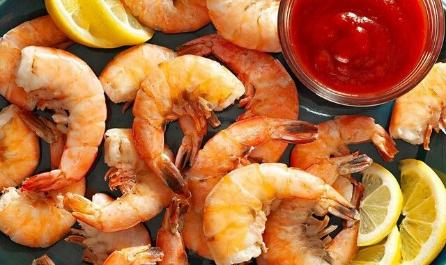 Thôi xong rồi, bình thường toàn mua tôm này về ăn: Trời ơi không biết có sao không Thôi xong rồi, bình thường toàn mua tôm này về ăn: Trời ơi không biết có sao không