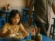 Người cha lừa con gái vào quán cơm rồi bỏ đi, 20 năm sau đau đớn khi quay lại nhận con …