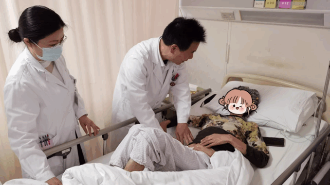 Người phụ nữ mắc u-ng thư gan vì ăn bánh mì với 1 thứ nhiều người hay ăn