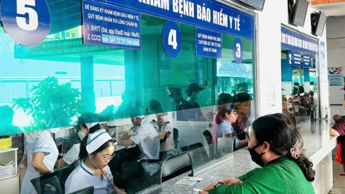 Từ 1/7, khám chữa bệnh trái tuyến được hưởng 100% BHYT Từ 1/7, khám chữa bệnh trái tuyến được hưởng 100% BHYT